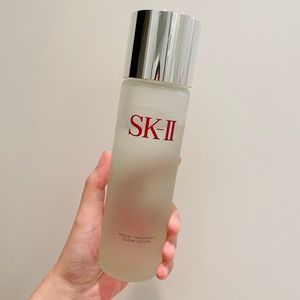 SKII facial treatment clearlotion